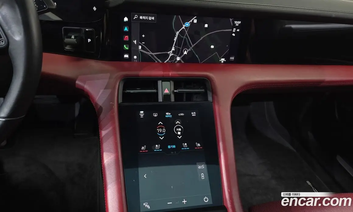 Porsche Taycan 2021 0.1 автомат (гидро), фото 17