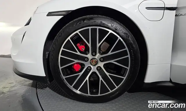 Porsche Taycan 2021 0.1 автомат (гидро), миниатюра 5