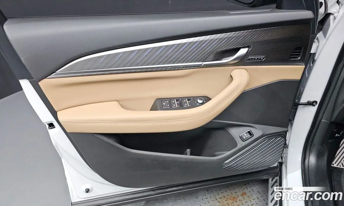 Renault (Samsung) Grand Koleos 2025 1.5 автомат (гидро), фото 14
