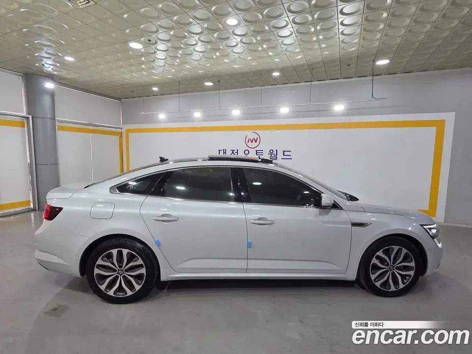 Renault (Samsung) SM6 2016 2.0 автомат (гидро), фото 4 Renault (Samsung) SM6 2016 2.0 автомат (гидро), фото 4