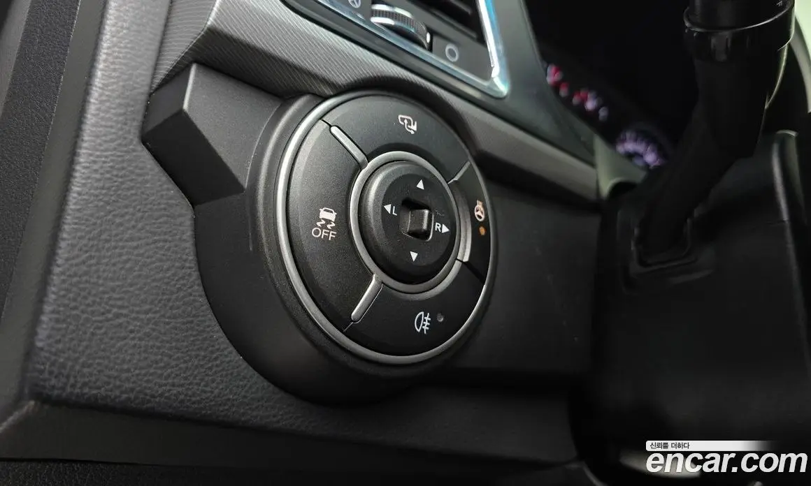 SsangYong Korando 2017 2.2 автомат (гидро), фото 16