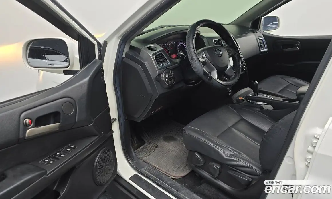 SsangYong Korando 2017 2.2 автомат (гидро), фото 10
