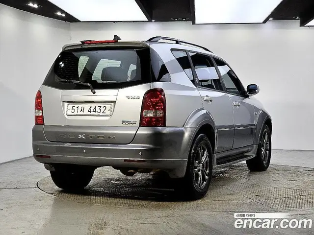 SsangYong Rexton 2011 2.0 автомат (гидро), миниатюра 2