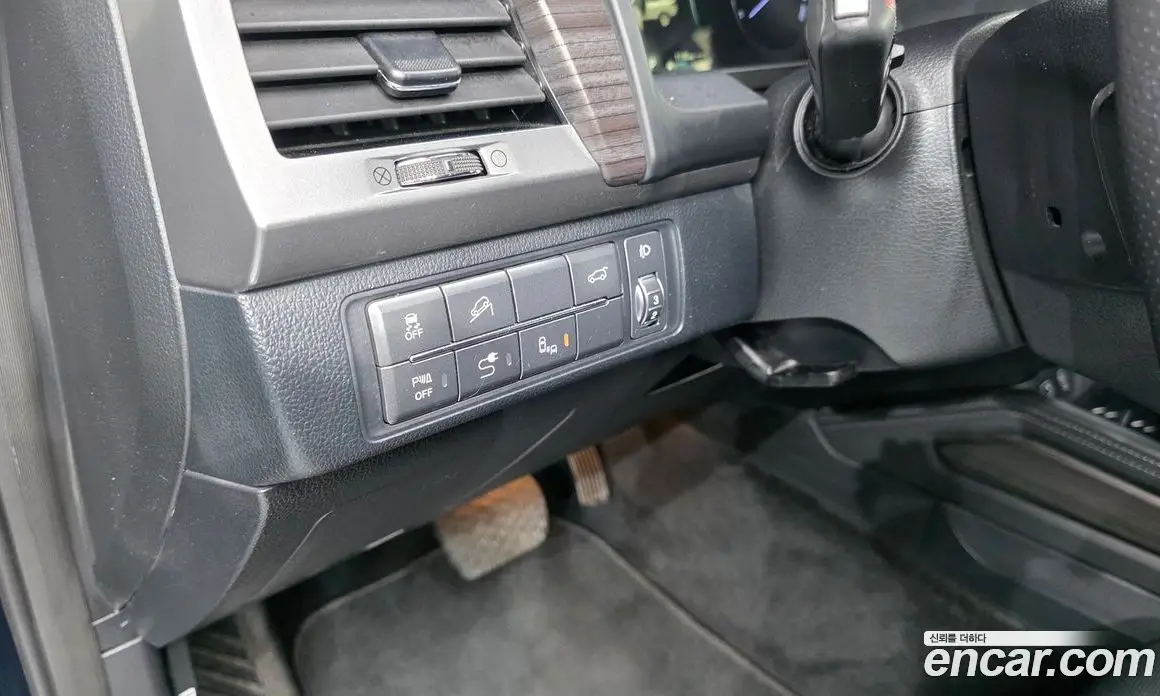 SsangYong Rexton 2018 2.2 автомат (гидро), фото 23