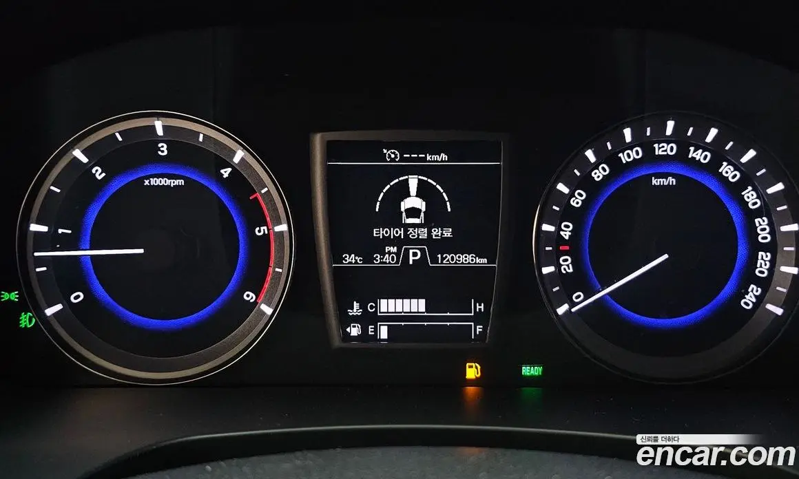 SsangYong Rexton 2018 2.2 автомат (гидро), фото 11