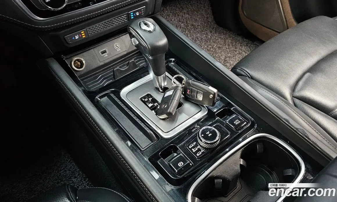 SsangYong Rexton 2018 2.2 автомат (гидро), фото 12