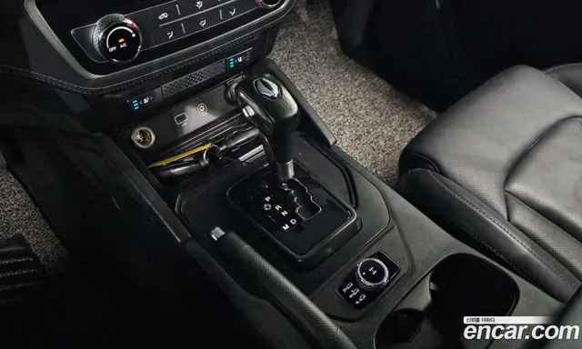 SsangYong Rexton 2020 2.2 автомат (гидро), миниатюра 11