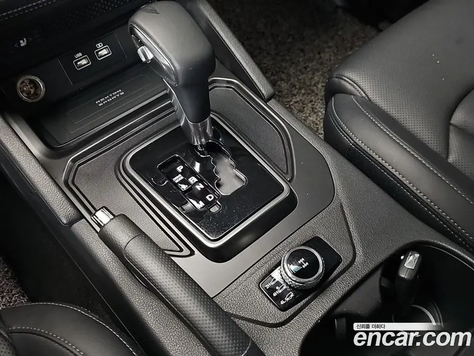 SsangYong Rexton 2022 2.2 автомат (гидро), фото 15