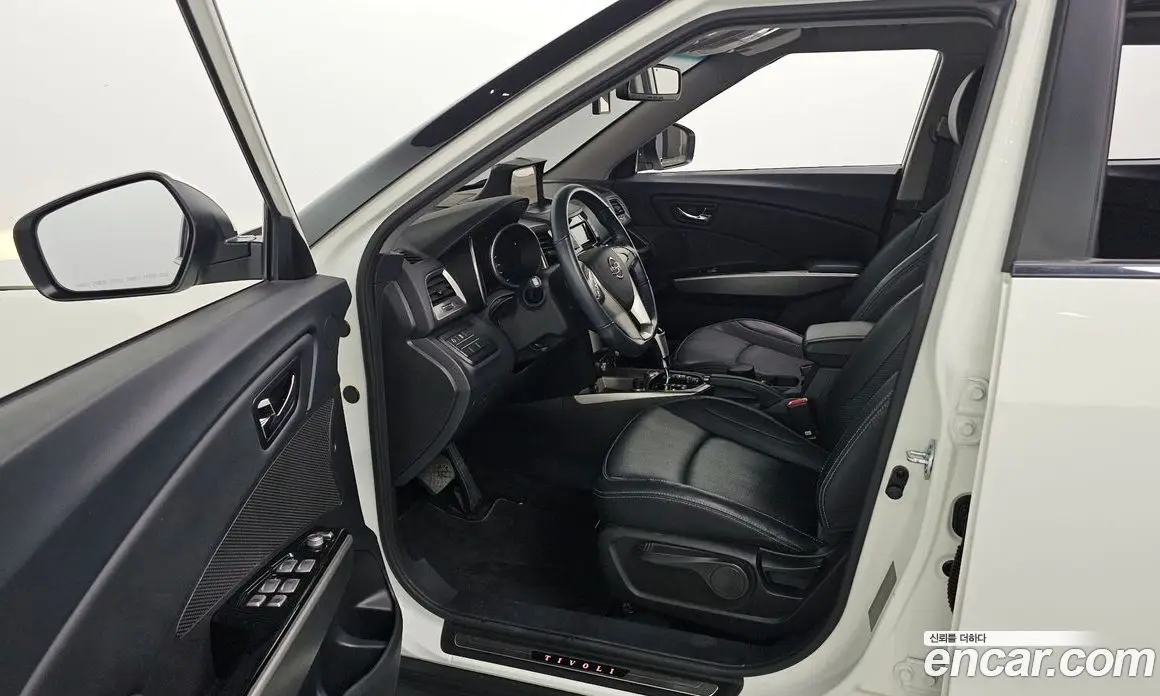 SsangYong TIBOLI 2016 1.6 автомат (гидро), фото 13
