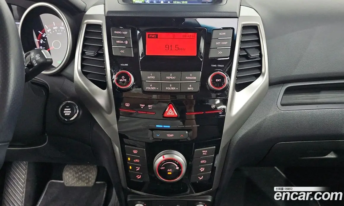 SsangYong TIBOLI 2016 1.6 автомат (гидро), фото 20