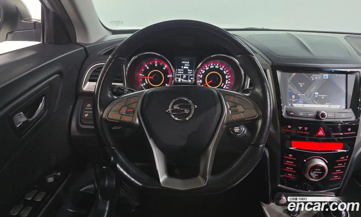 SsangYong TIBOLI 2016 1.6 автомат (гидро), фото 13
