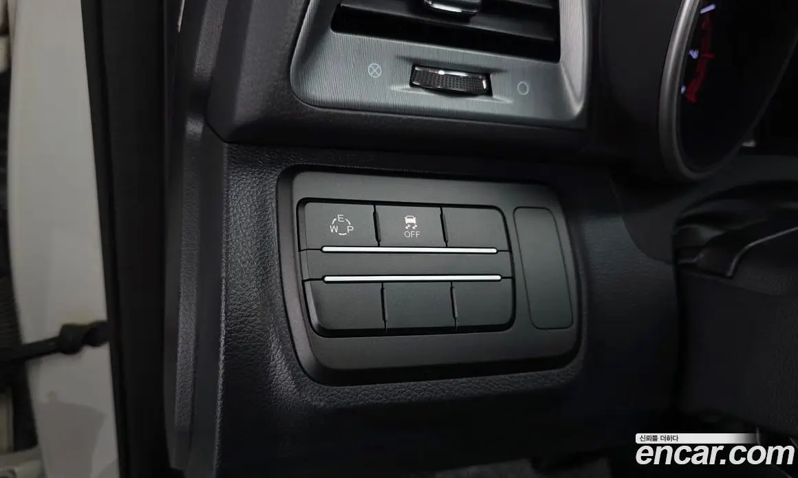 SsangYong TIBOLI 2018 1.6 автомат (гидро), фото 27