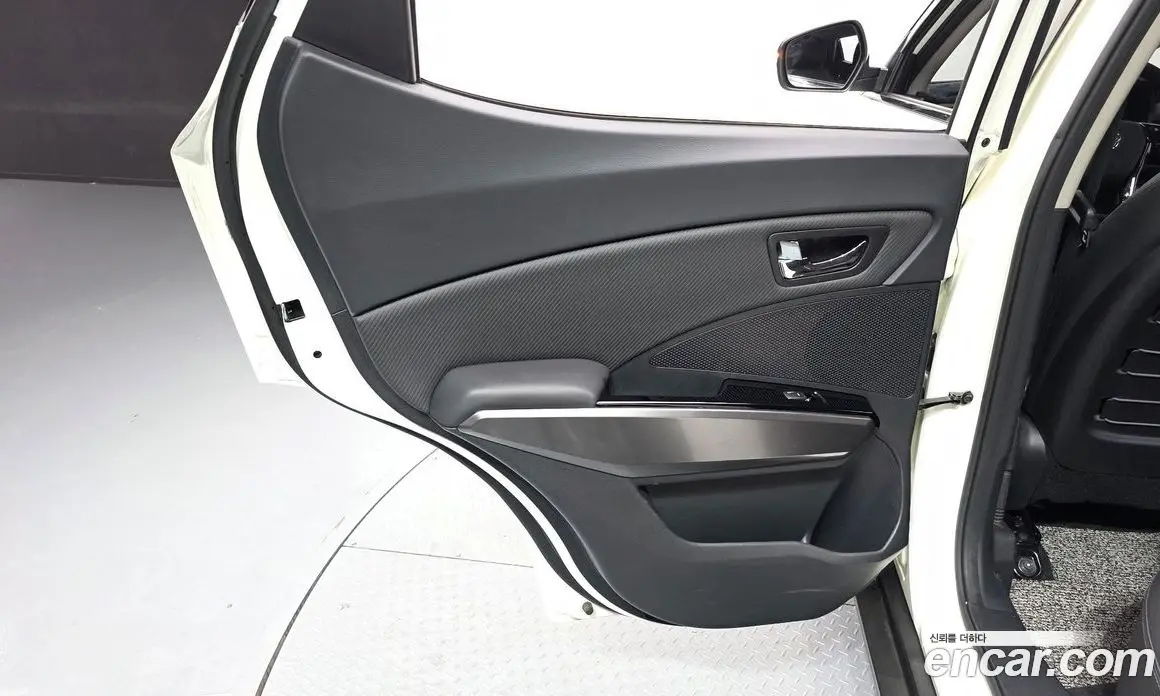 SsangYong TIBOLI 2019 1.5 автомат (гидро), фото 15