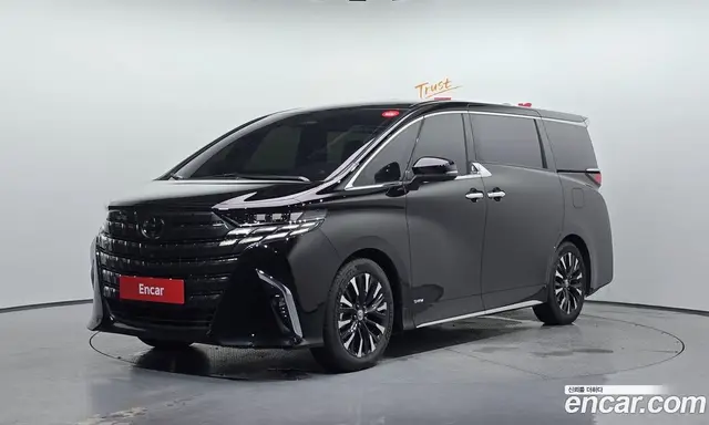 Toyota Alphard, 2025, 8 258 км