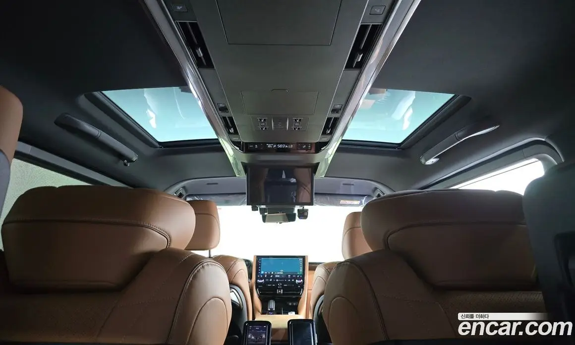 Toyota Alphard 2025 2.5 автомат (гидро), фото 23