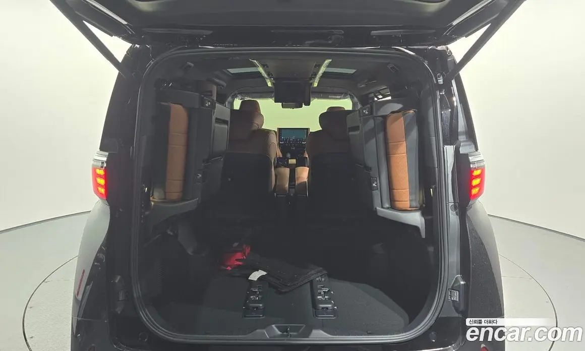 Toyota Alphard 2025 2.5 автомат (гидро), фото 25