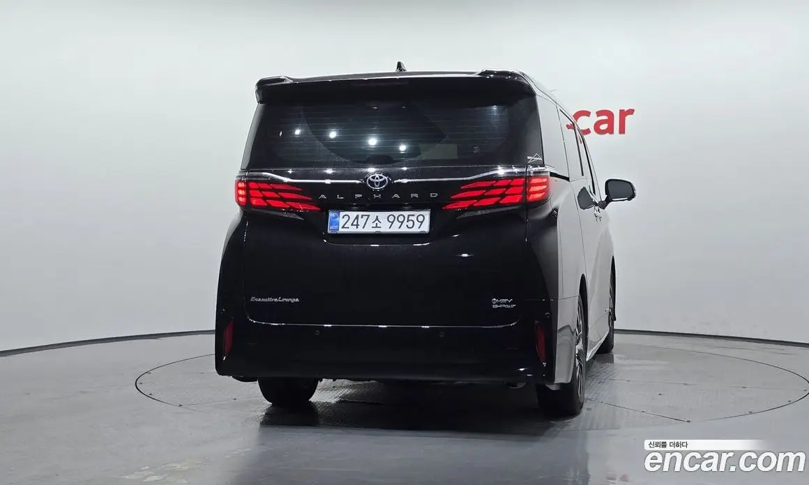 Toyota Alphard 2025 2.5 автомат (гидро), фото 4