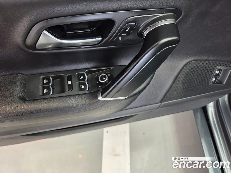 Volkswagen CC 2013 2.0 автомат (гидро), фото 12 Volkswagen CC 2013 2.0 автомат (гидро), фото 12