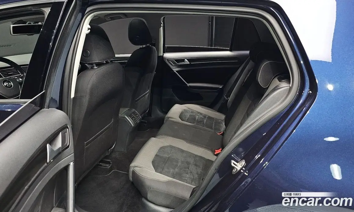 Volkswagen Golf 2014 2.0 автомат (гидро), фото 12