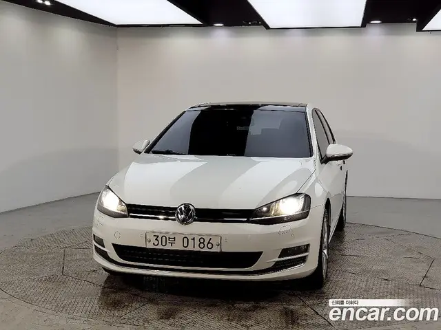 Volkswagen Golf 2015 2.0 автомат (гидро), миниатюра 2