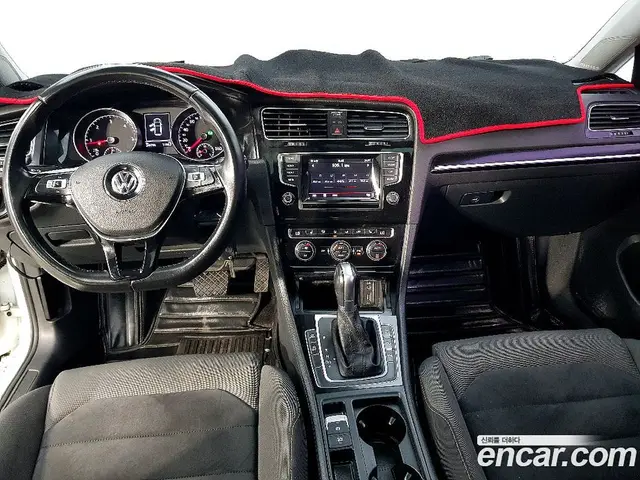 Volkswagen Golf 2015 2.0 автомат (гидро), миниатюра 5