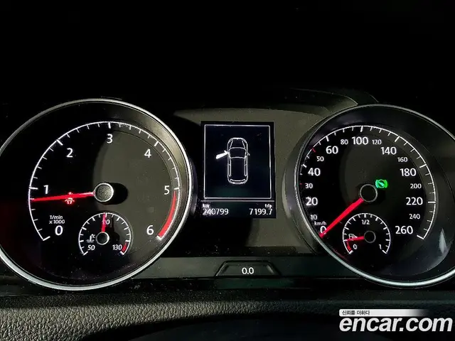Volkswagen Golf 2015 2.0 автомат (гидро), миниатюра 7
