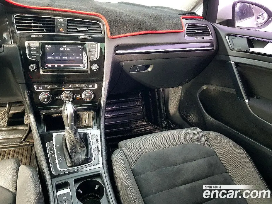 Volkswagen Golf 2015 2.0 автомат (гидро), фото 10