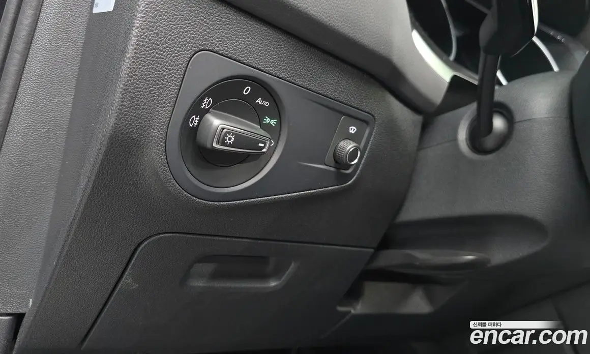 Volkswagen Tiguan 2019 2.0 автомат (гидро), фото 29