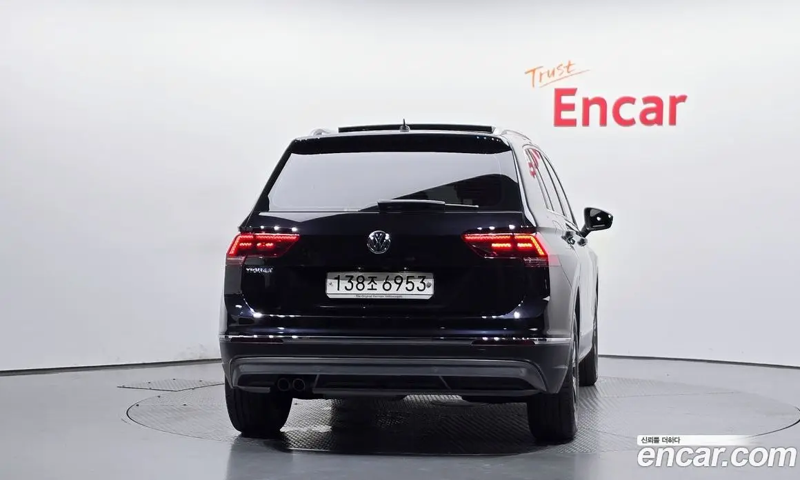 Volkswagen Tiguan 2019 2.0 автомат (гидро), фото 4