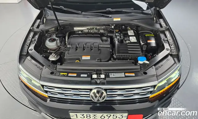 Volkswagen Tiguan 2019 2.0 автомат (гидро), миниатюра 6