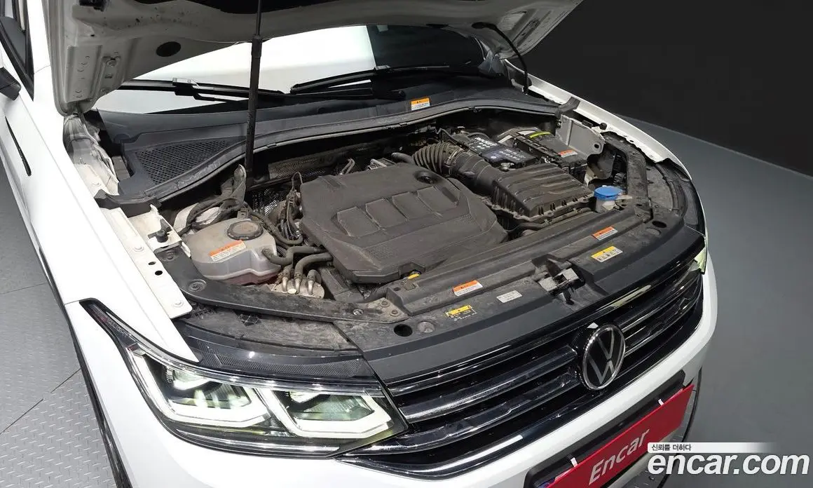 Volkswagen Tiguan 2022 2.0 автомат (гидро), фото 6
