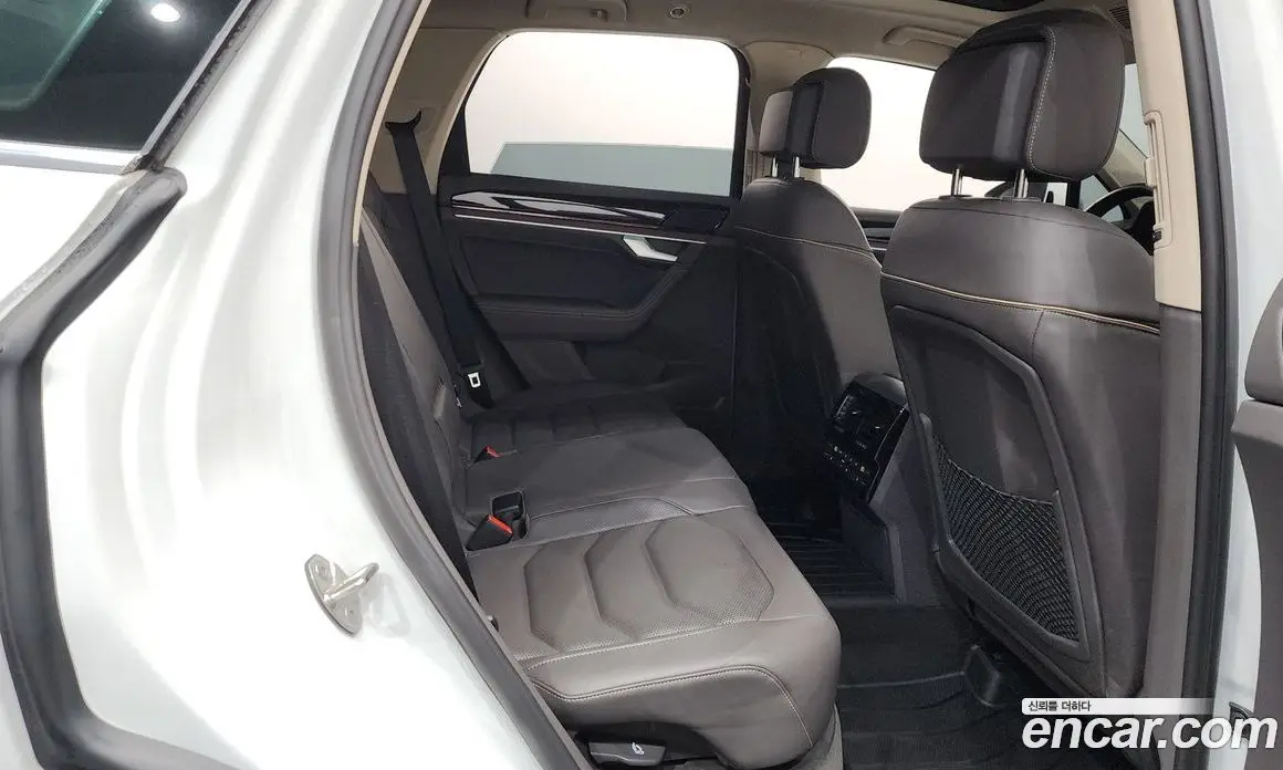 Volkswagen Touareg 2023 3.0 автомат (гидро), фото 18