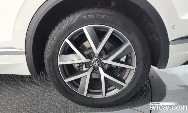 Volkswagen Touareg 2023 3.0 автомат (гидро), миниатюра 7