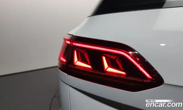 Volkswagen Touareg 2023 3.0 автомат (гидро), миниатюра 9