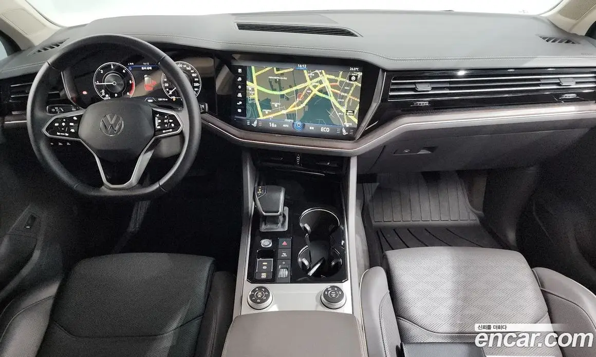 Volkswagen Touareg 2023 3.0 автомат (гидро), фото 10