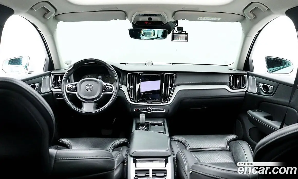 Volvo V60 2021 2.0 автомат (гидро), фото 7