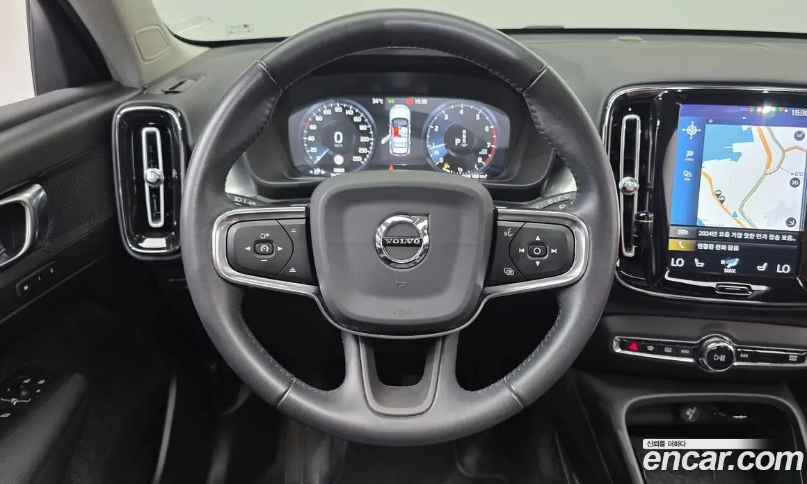 Volvo XC40 2019 2.0 автомат (гидро), фото 19