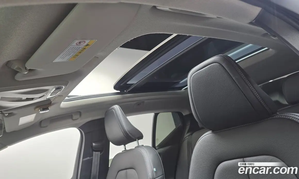 Volvo XC40 2019 2.0 автомат (гидро), фото 29