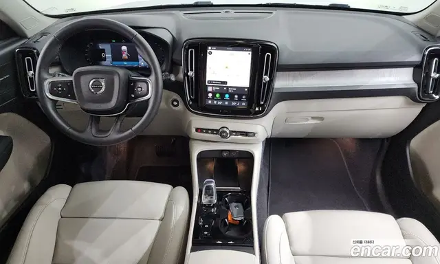 Volvo XC40 2025 2.0 автомат (гидро), миниатюра 10