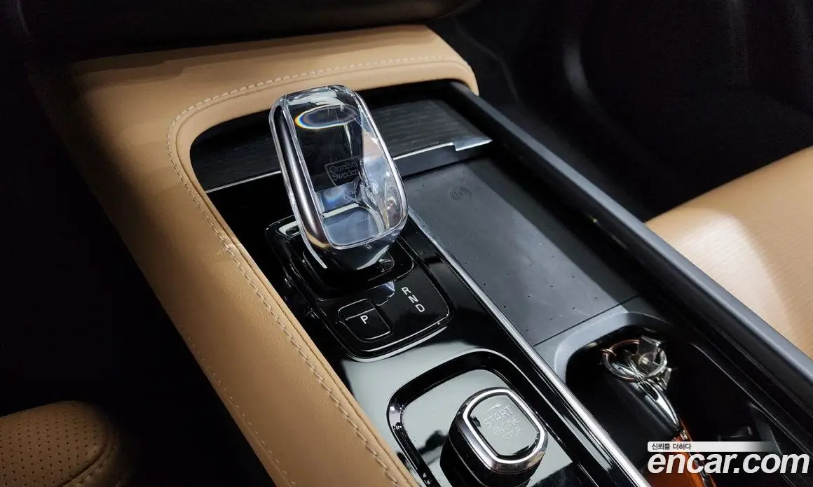 Volvo XC90 2022 2.0 автомат (гидро), фото 9