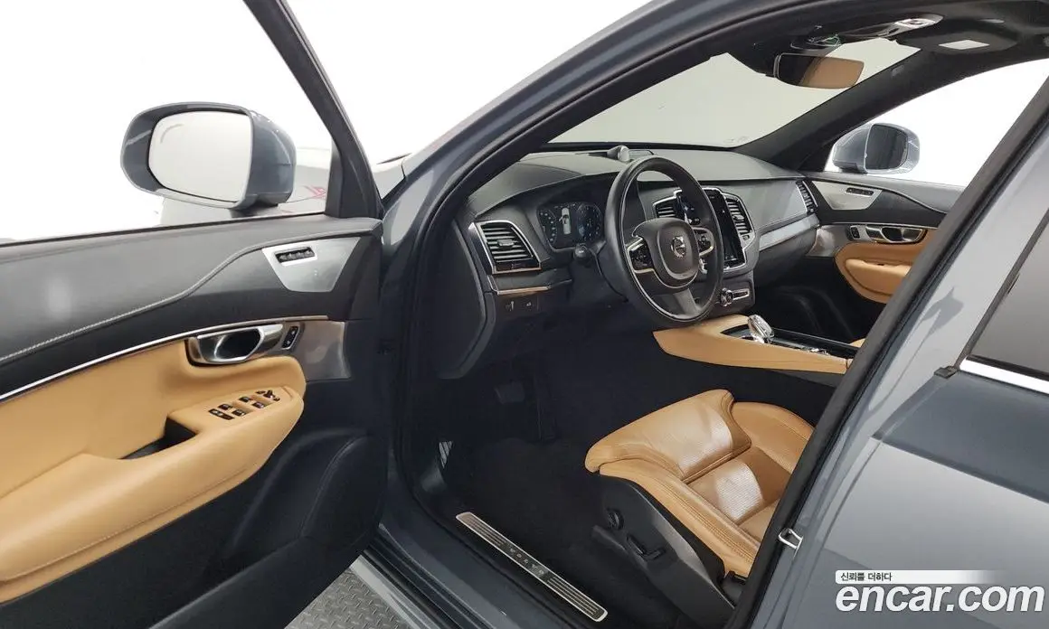 Volvo XC90 2022 2.0 автомат (гидро), фото 10