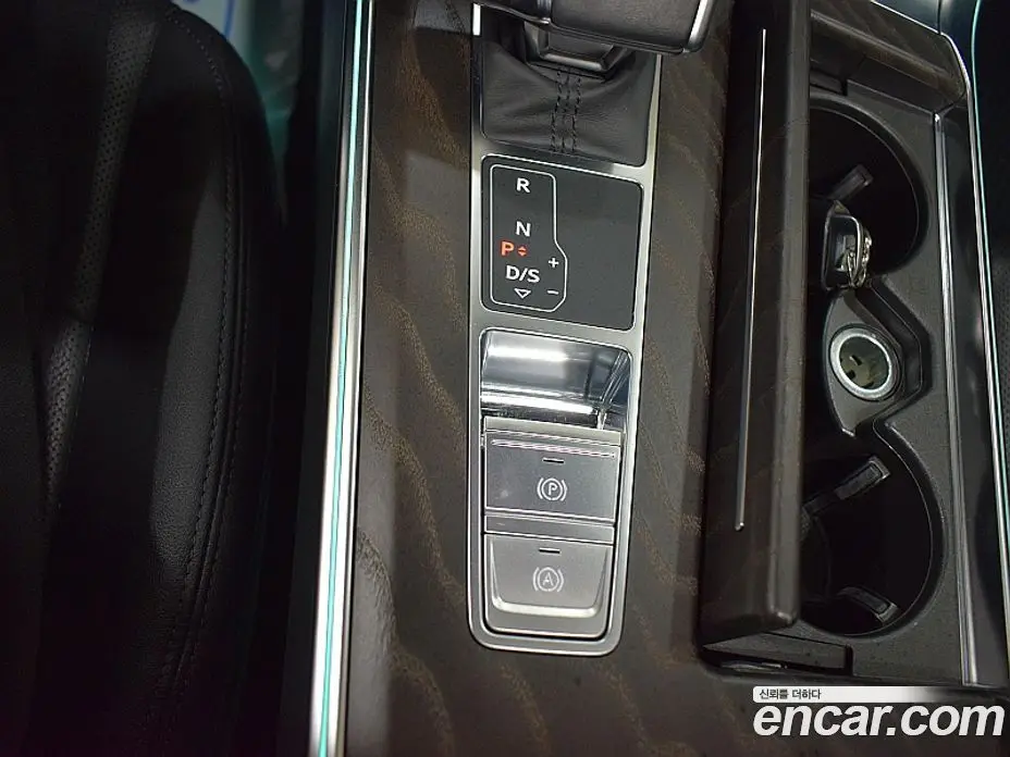 Audi A6 2021 2.0 автомат (гидро), фото 13