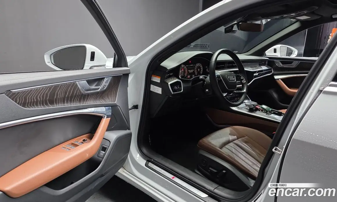Audi A6 2022 2.0 автомат (гидро), фото 13