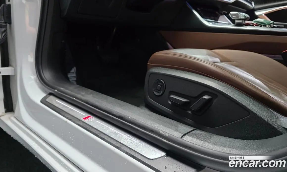 Audi A6 2022 2.0 автомат (гидро), фото 33