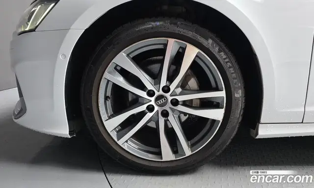 Audi A6 2022 2.0 автомат (гидро), миниатюра 5