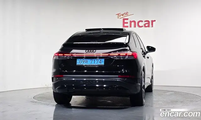 Audi Q4 e-tron 2023 0.2 автомат (гидро), миниатюра 4