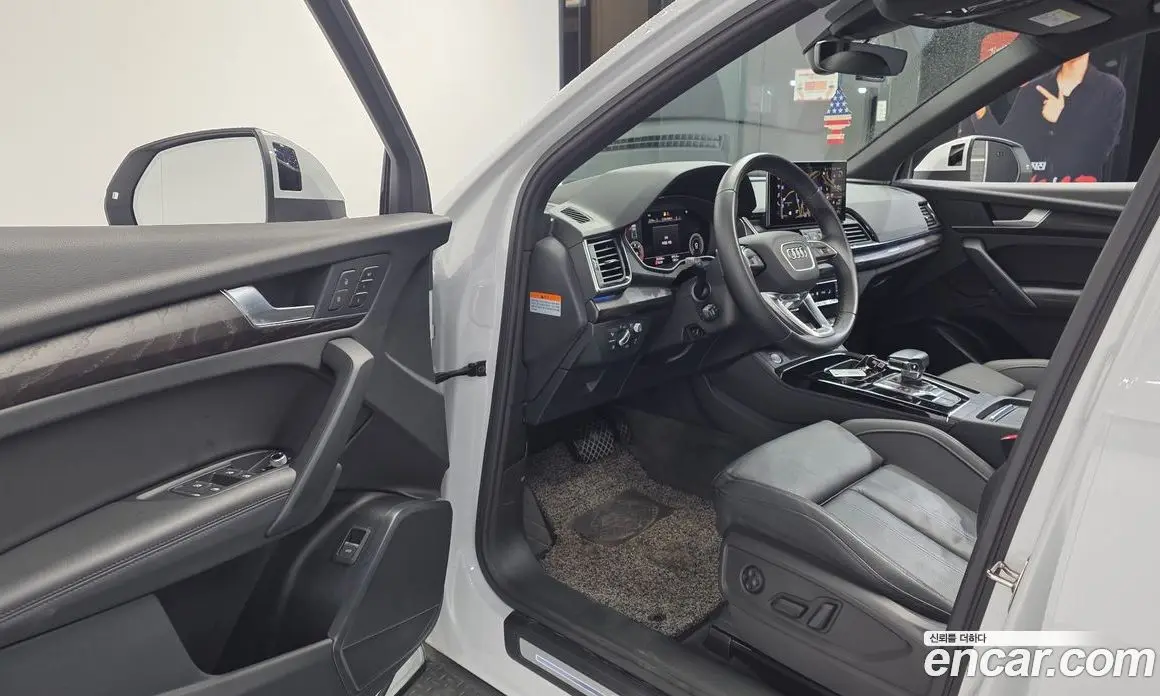 Audi Q5 2022 2.0 автомат (гидро), фото 13