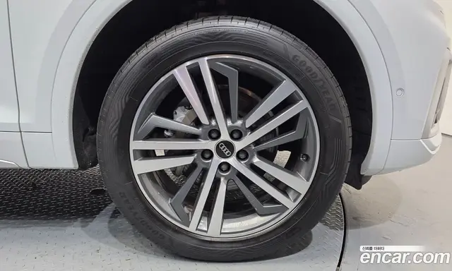 Audi Q5 2022 2.0 автомат (гидро), миниатюра 7