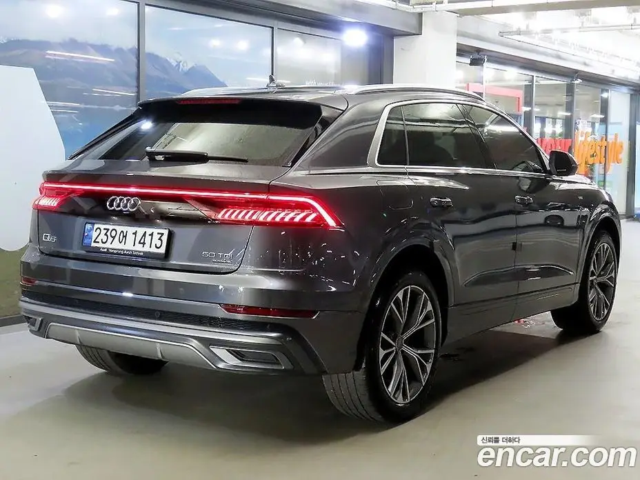Audi Q8 2021 3.0 автомат (гидро), фото 4