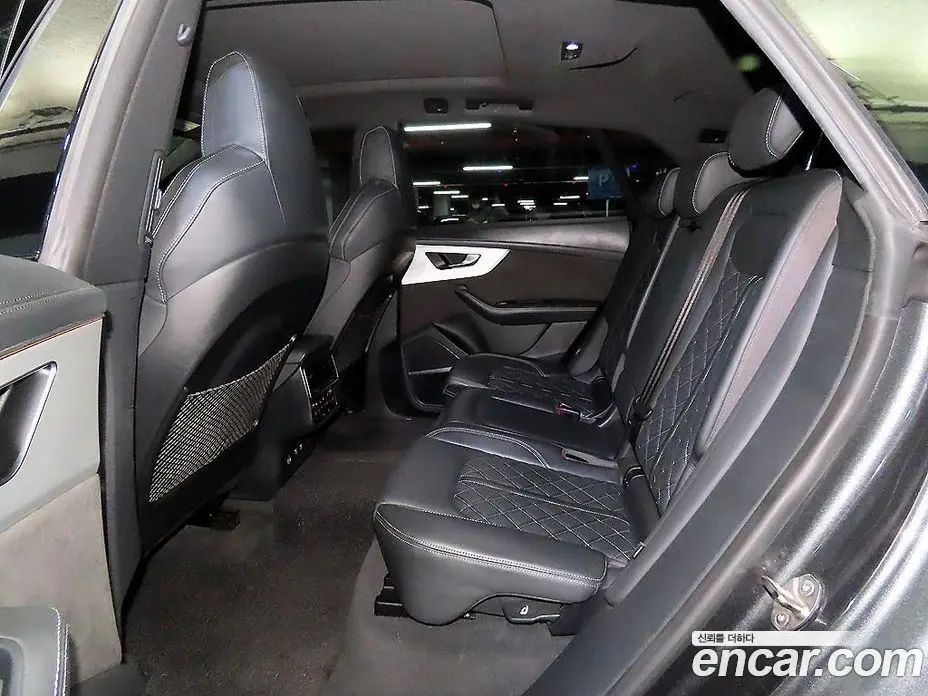 Audi Q8 2021 3.0 автомат (гидро), фото 7